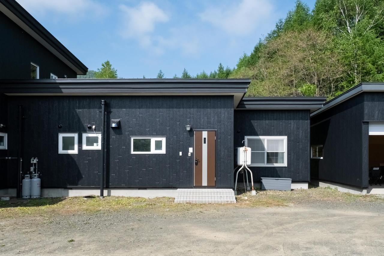 Landmark Annex Apartment Furano Exterior photo